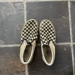 checkered vans